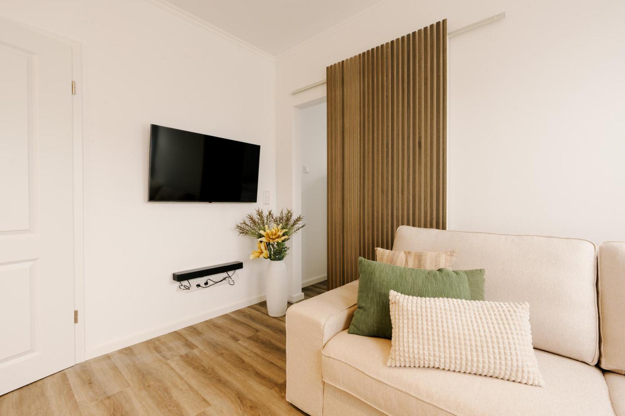 Appartement Kuesten De Diek - 4 Seitliche Deichlage, Balkon, 89qm *