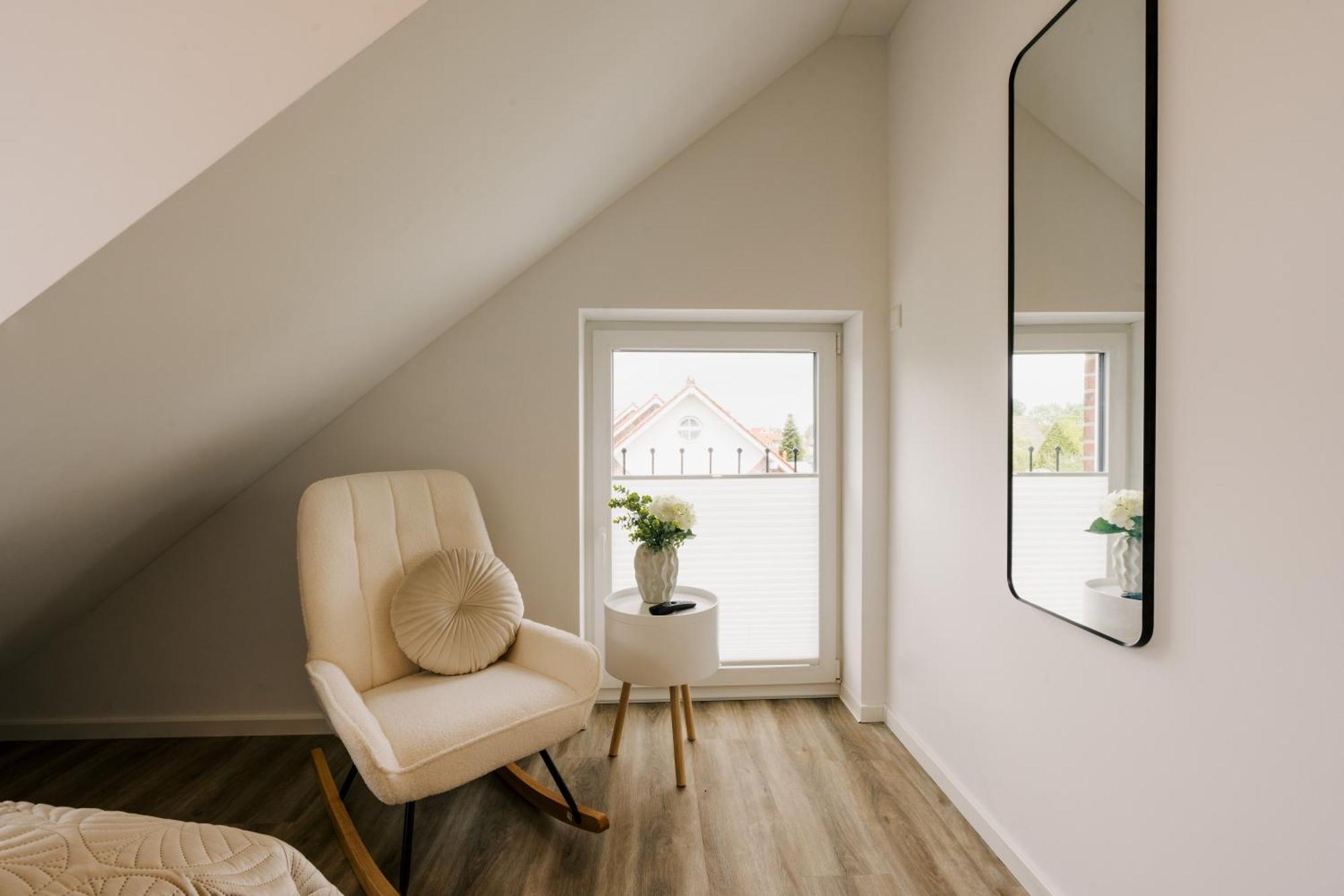 Kuesten De Diek - 4 Seitliche Deichlage, Balkon, 89qm Apartment